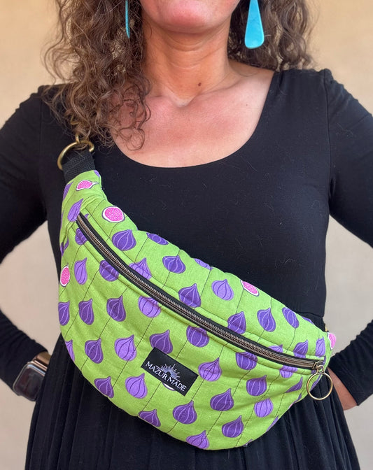 🍃 Figgy Delight Fanny Pack – Handmade with Quilted Cotton